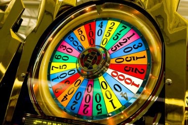 Big Bass Bonanza slot interface on hadiah platform showing spin controls and account balance